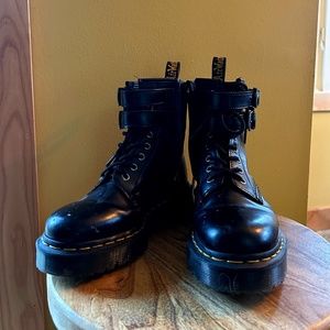 Black Doc Martin Classic Boot, Women Size 7